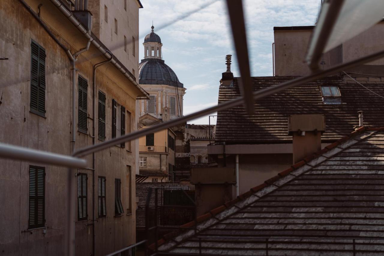 Tra I Tetti Di Campetto, Attico Con Terrazzo E Ascensore E Parcheggio Gratuito